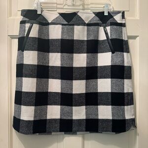 Women’s Talbots Petites Black & White Plaid Skirt Size 16p NWT
